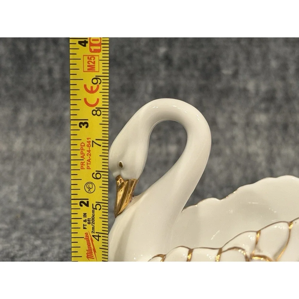 VTG Stylebuilt NY Porcelain Swan 24 Karat Gold Trim Vanity Soap Dish 3.5